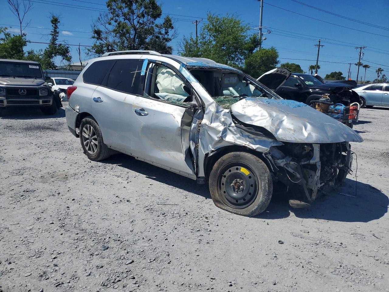 2018 Nissan Pathfinder Sv - Image 4