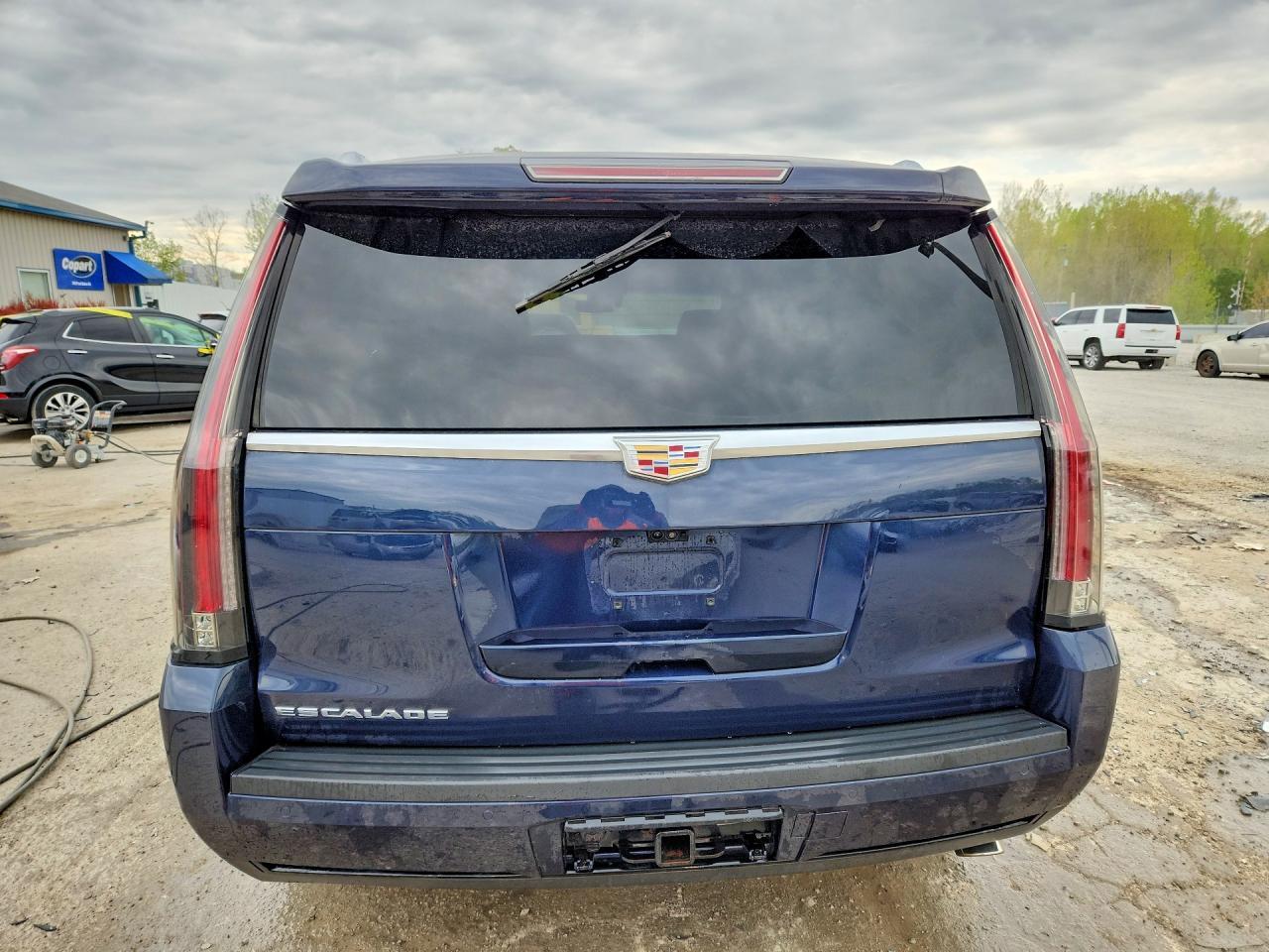 2019 Cadillac Escalade Luxury - Image 6