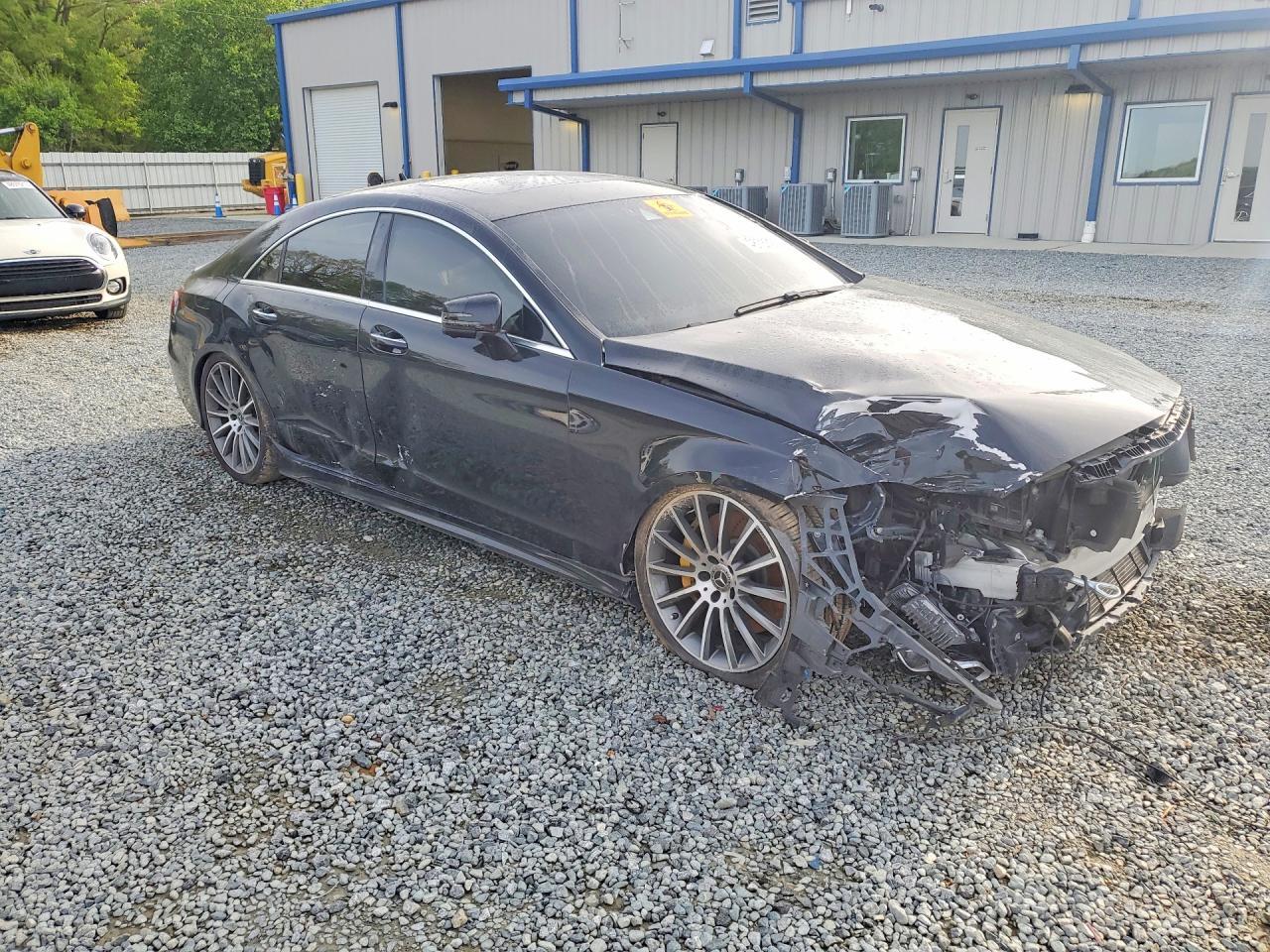 2017 Mercedes-Benz Cls 550 4Matic - Фото 4