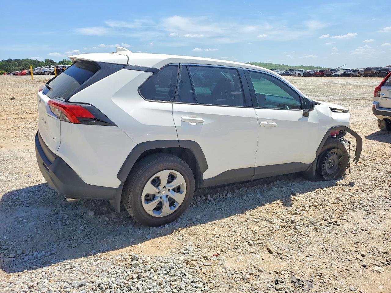 2025 Toyota Rav4 Le - Фото 3