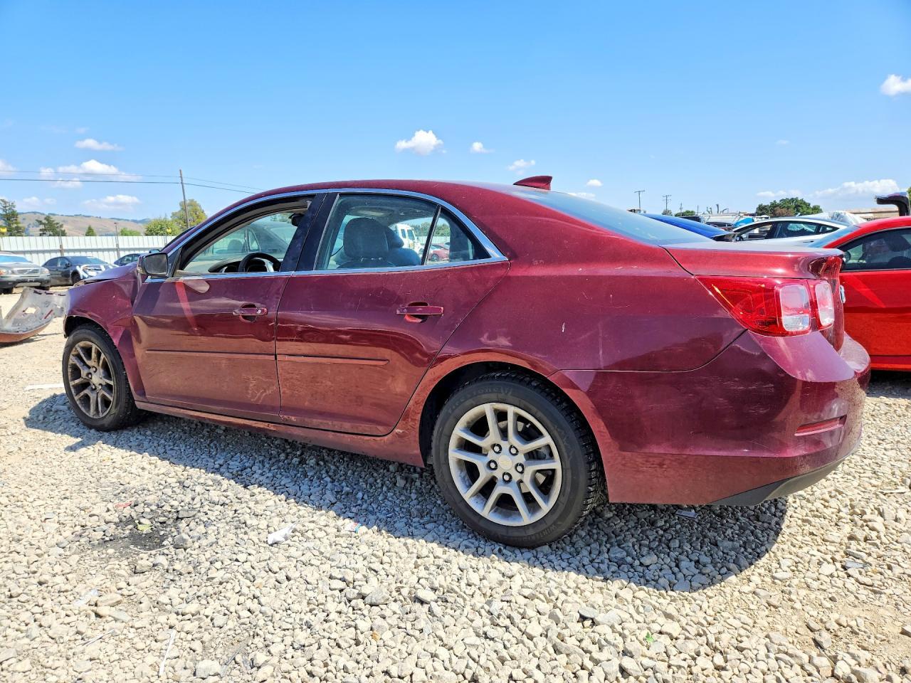 2015 Chevrolet Malibu 1Lt - Image 2