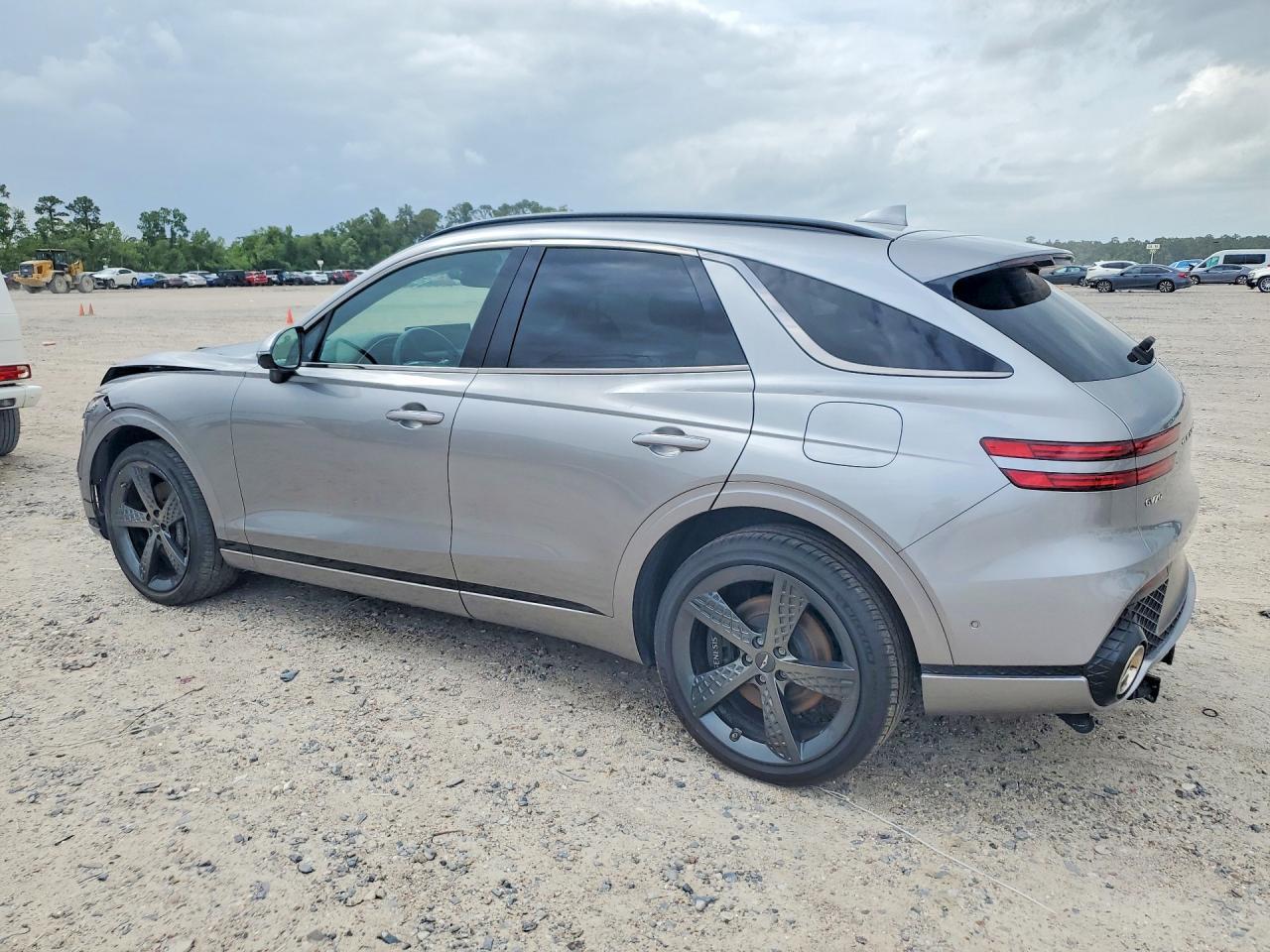 2023 Genesis Gv70 2.5T Standard - Image 2