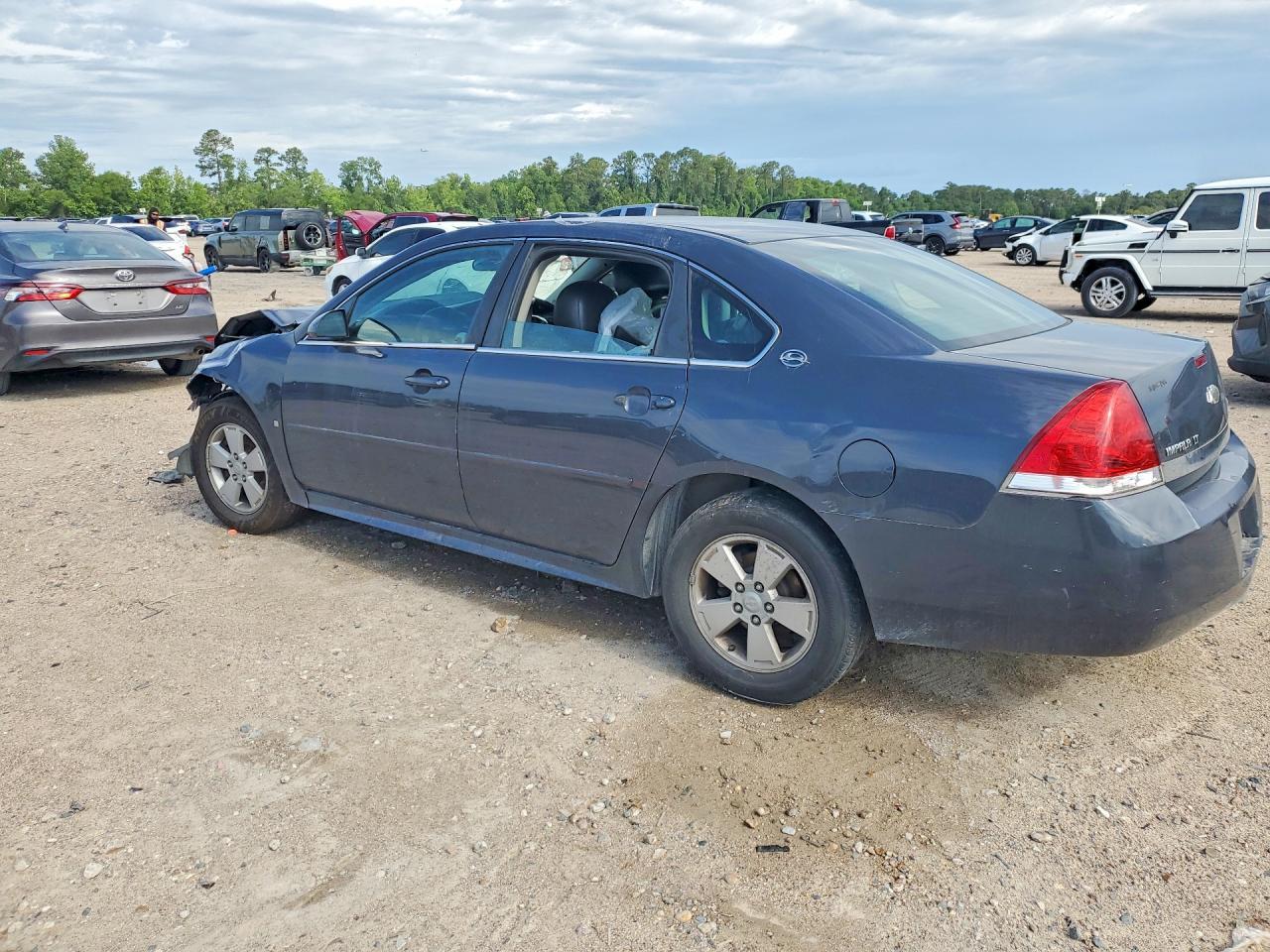 2009 Chevrolet Impala 1Lt - Фото 2
