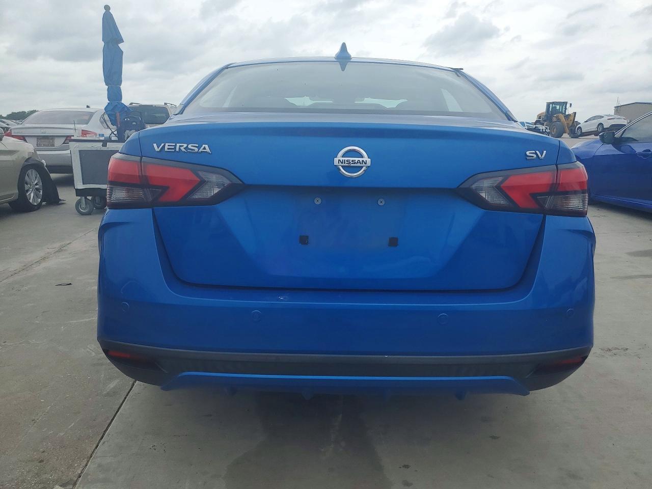 2021 Nissan Versa Sv - Фото 6