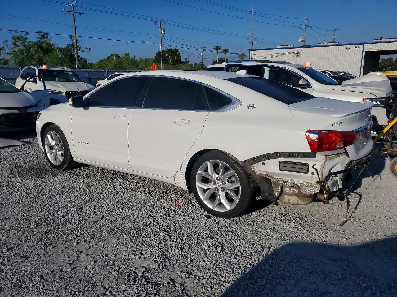 2014 Chevrolet Impala Lt - Image 2
