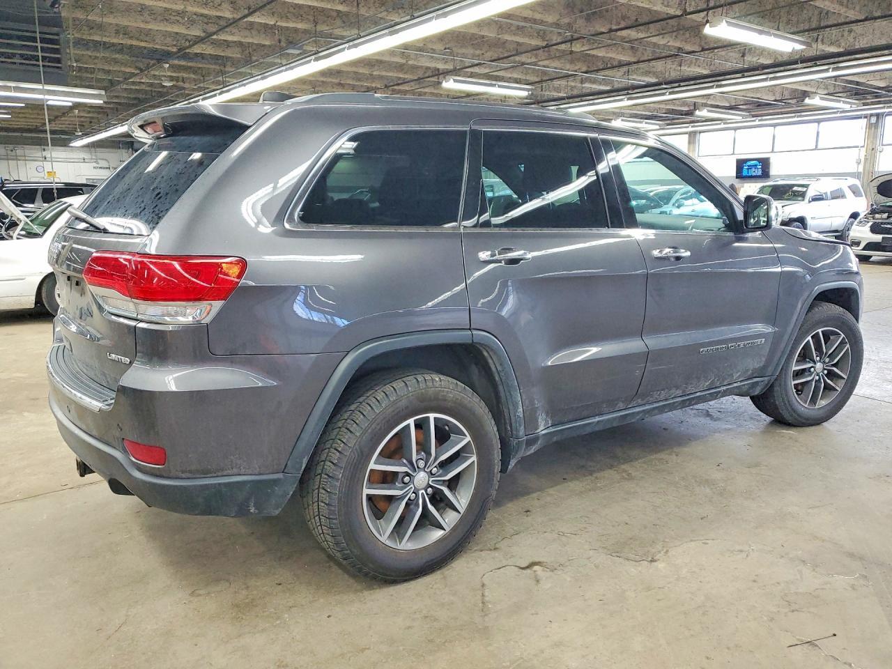 2017 Jeep Grand Cherokee Limited - Image 3