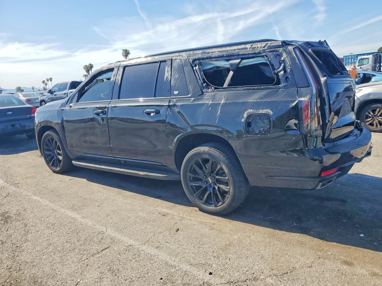 2023 Cadillac Escalade - Image 2