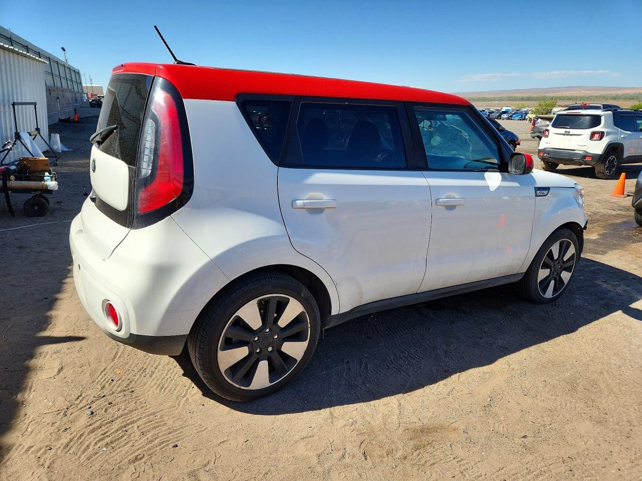 2019 Kia Soul + - Image 3