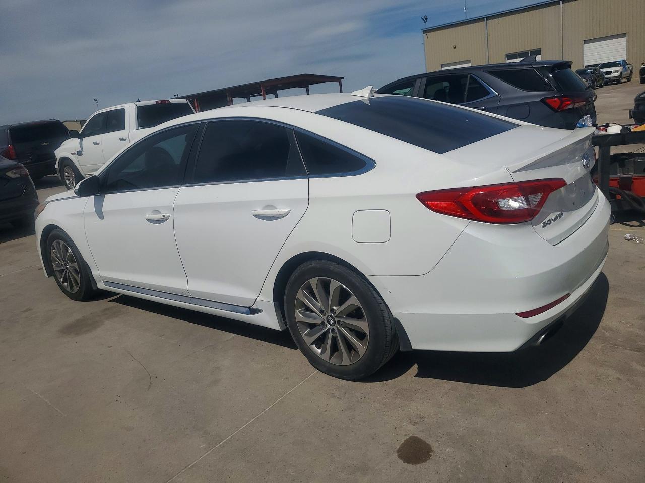 2016 Hyundai Sonata Sport - Фото 2