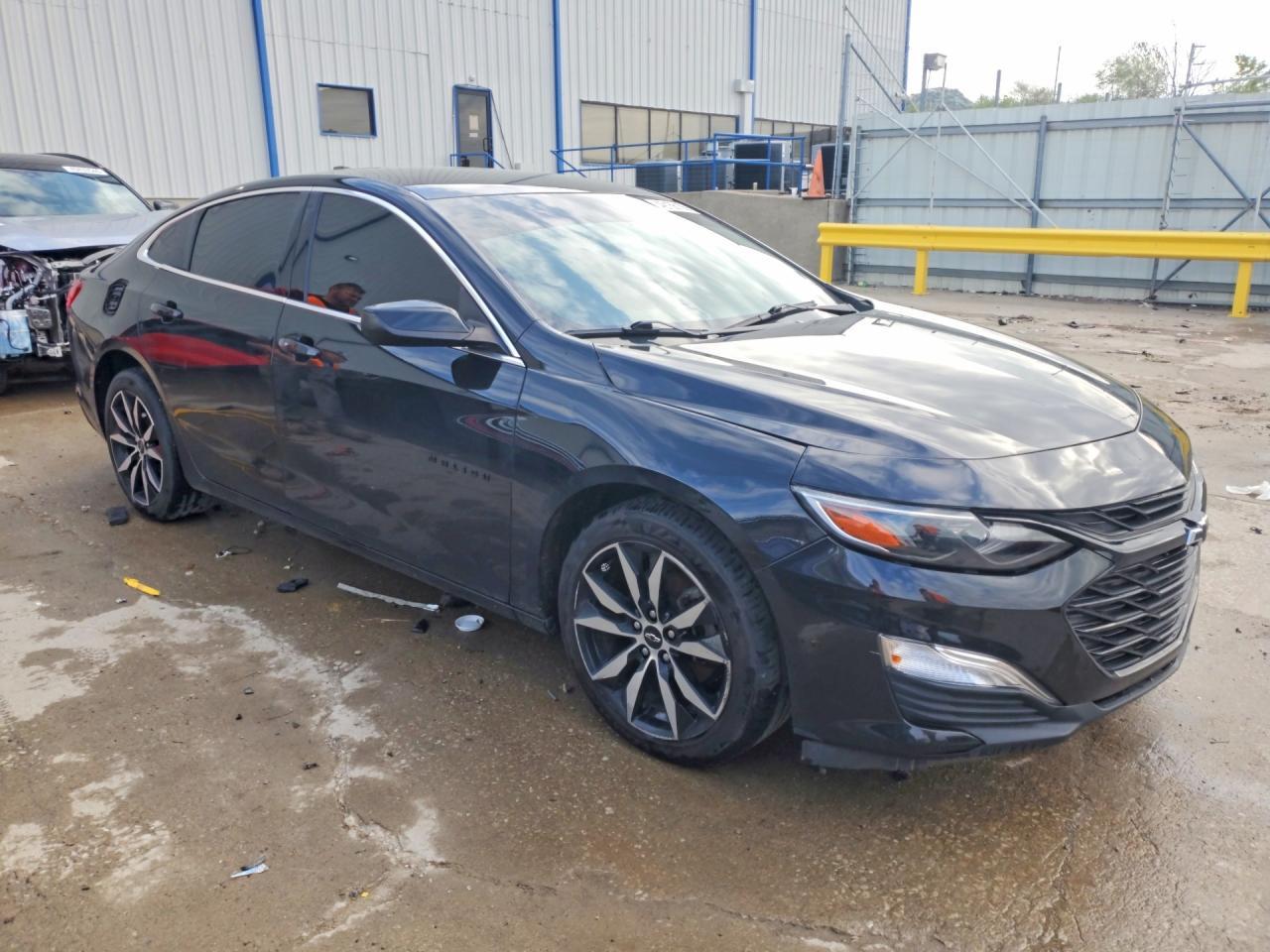 2020 Chevrolet Malibu Rs - Image 4