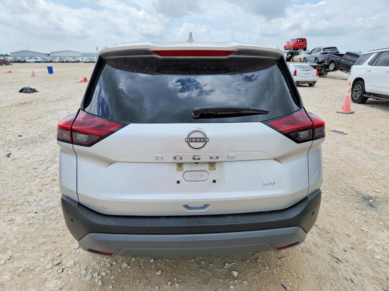 2023 Nissan Rogue Sv - Фото 6