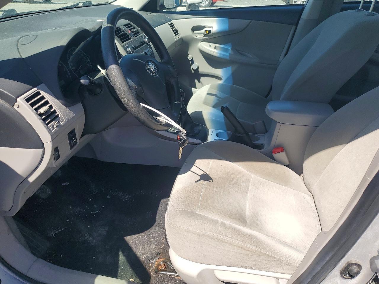 2011 Toyota Corolla Base - Image 7