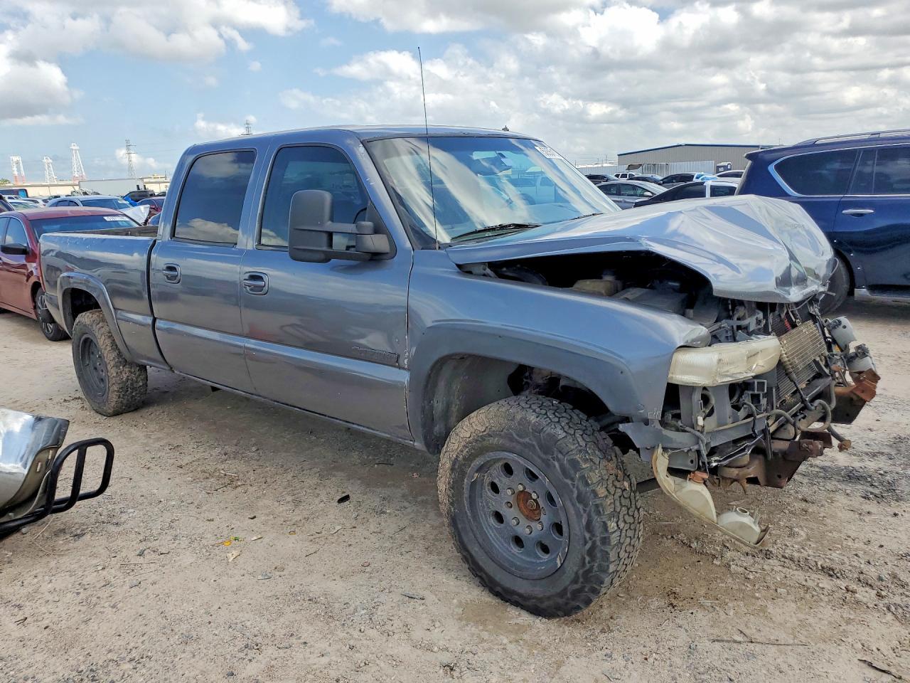 2002 Chevrolet Silverado K1500 Heavy Duty - Фото 4