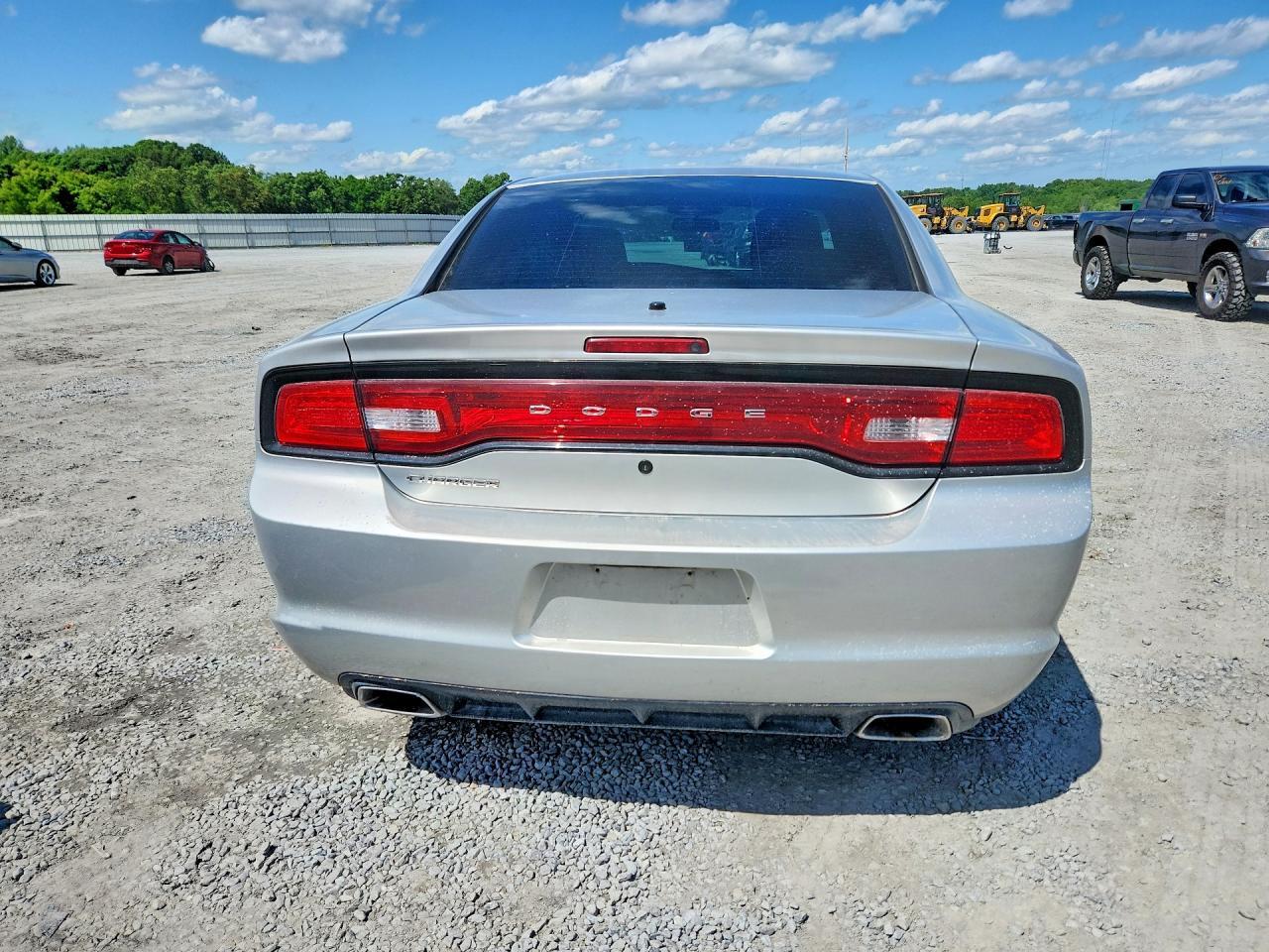 2011 Dodge Charger Police - Image 6