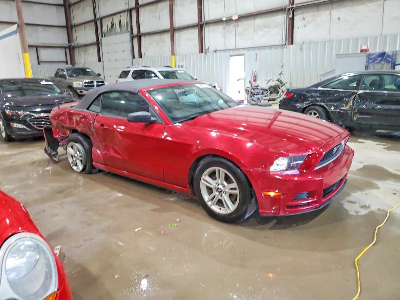 2013 Ford Mustang - Image 4