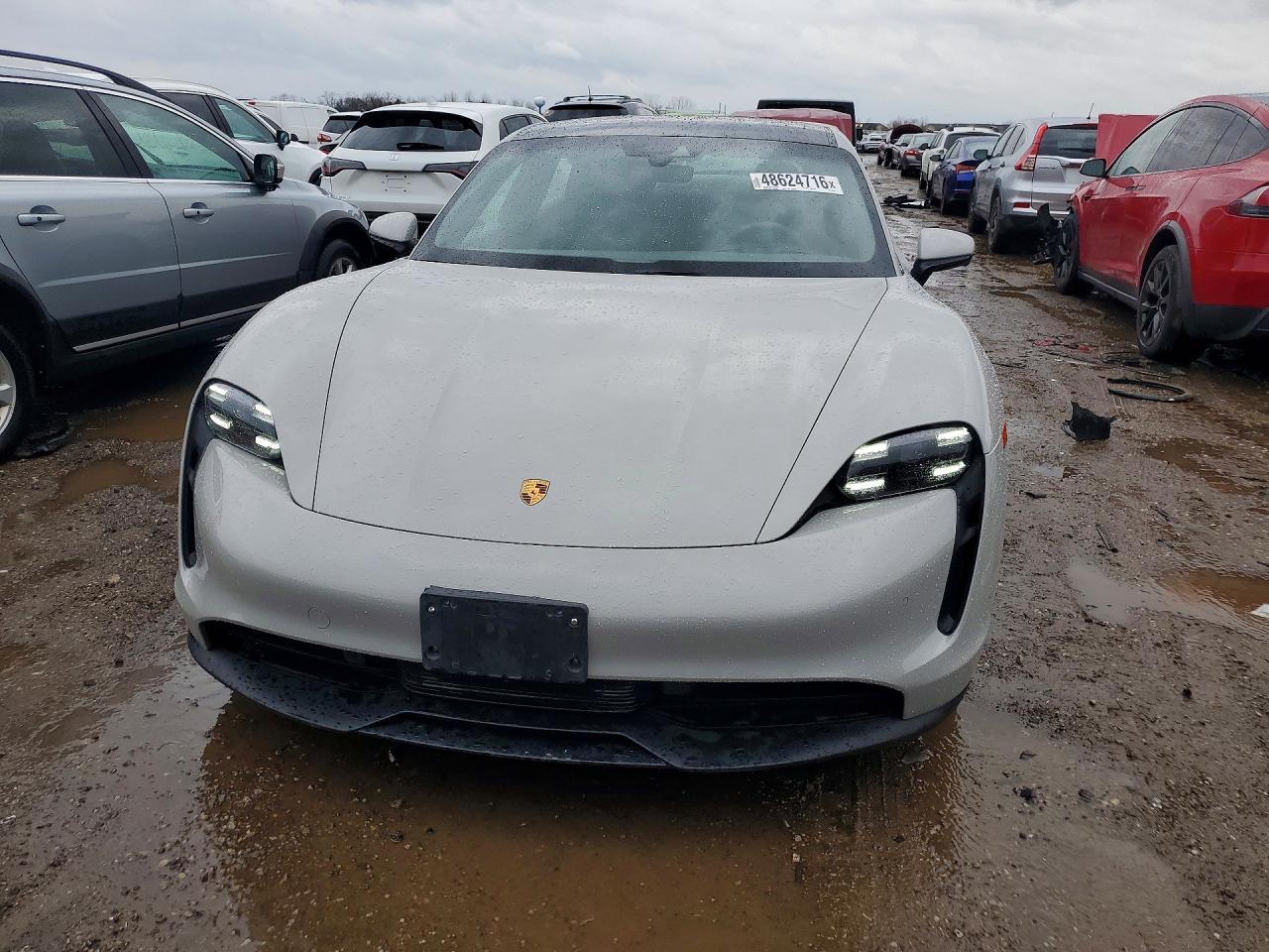 2023 Porsche Taycan - Image 5