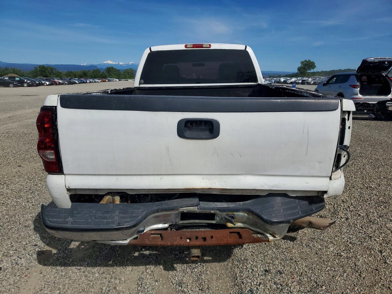 2007 Chevrolet Silverado C2500 Heavy Duty - Фото 6