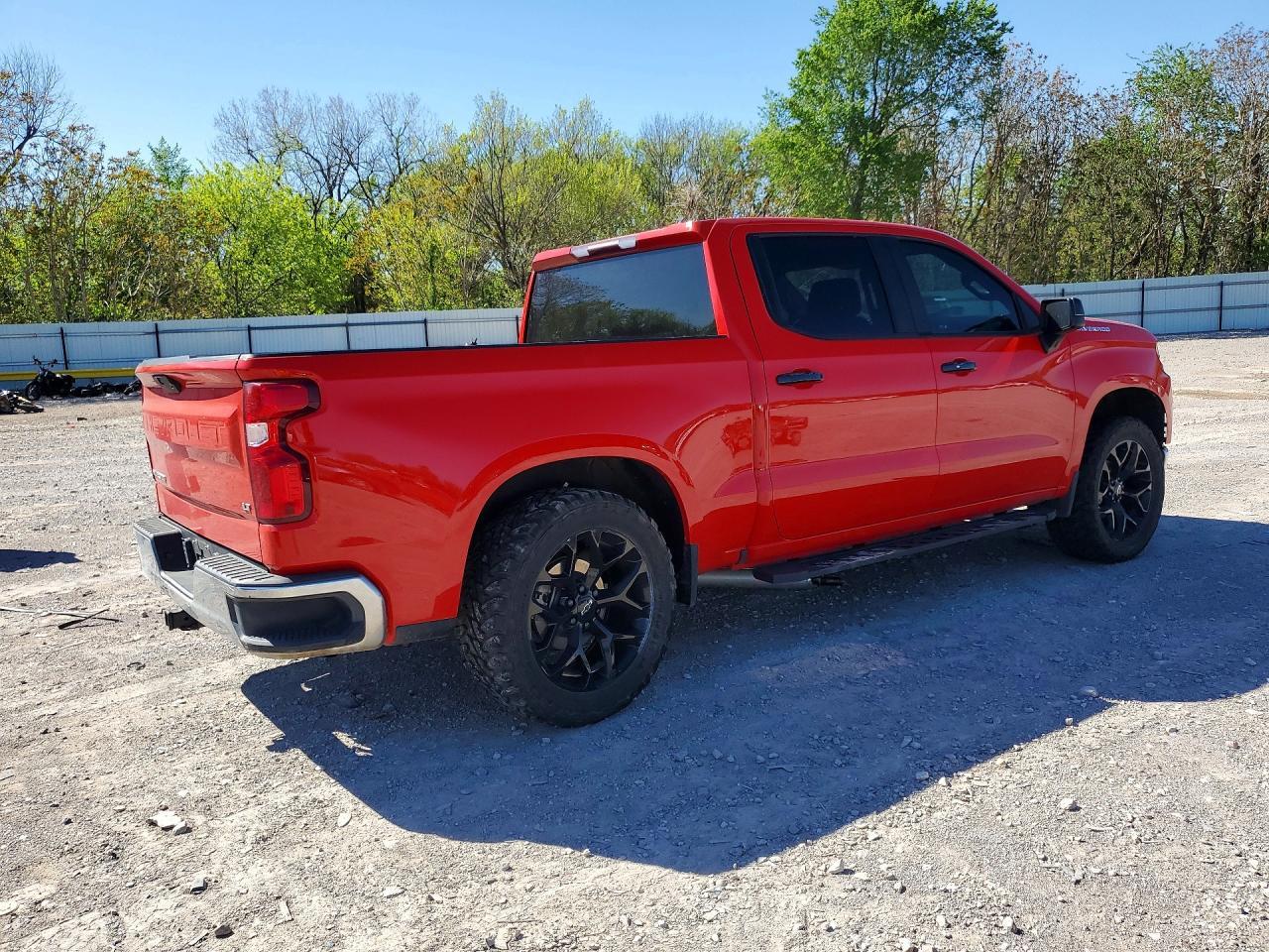2021 Chevrolet Silverado K1500 Lt - Фото 3
