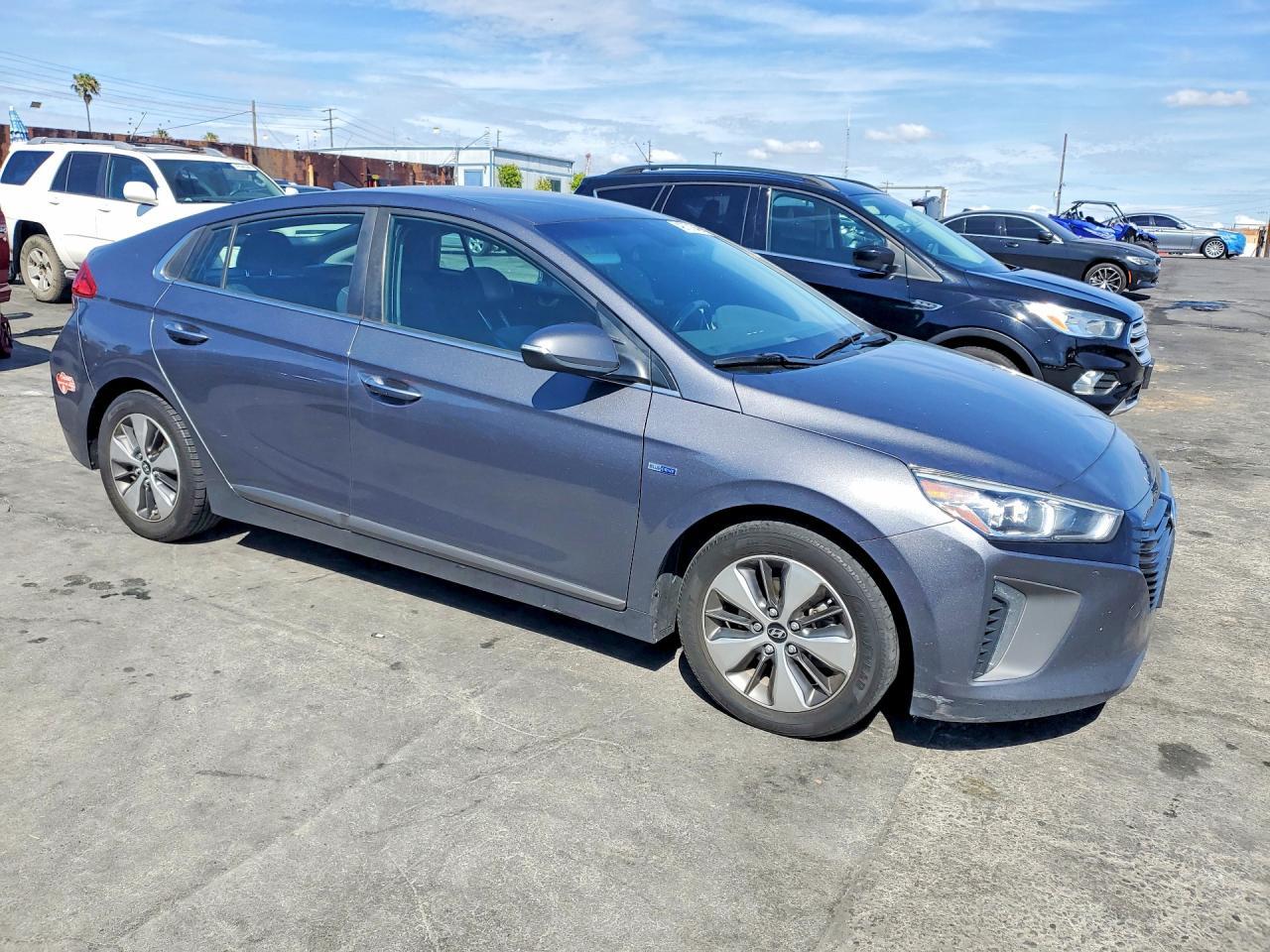 2018 Hyundai Ioniq Limited - Фото 4