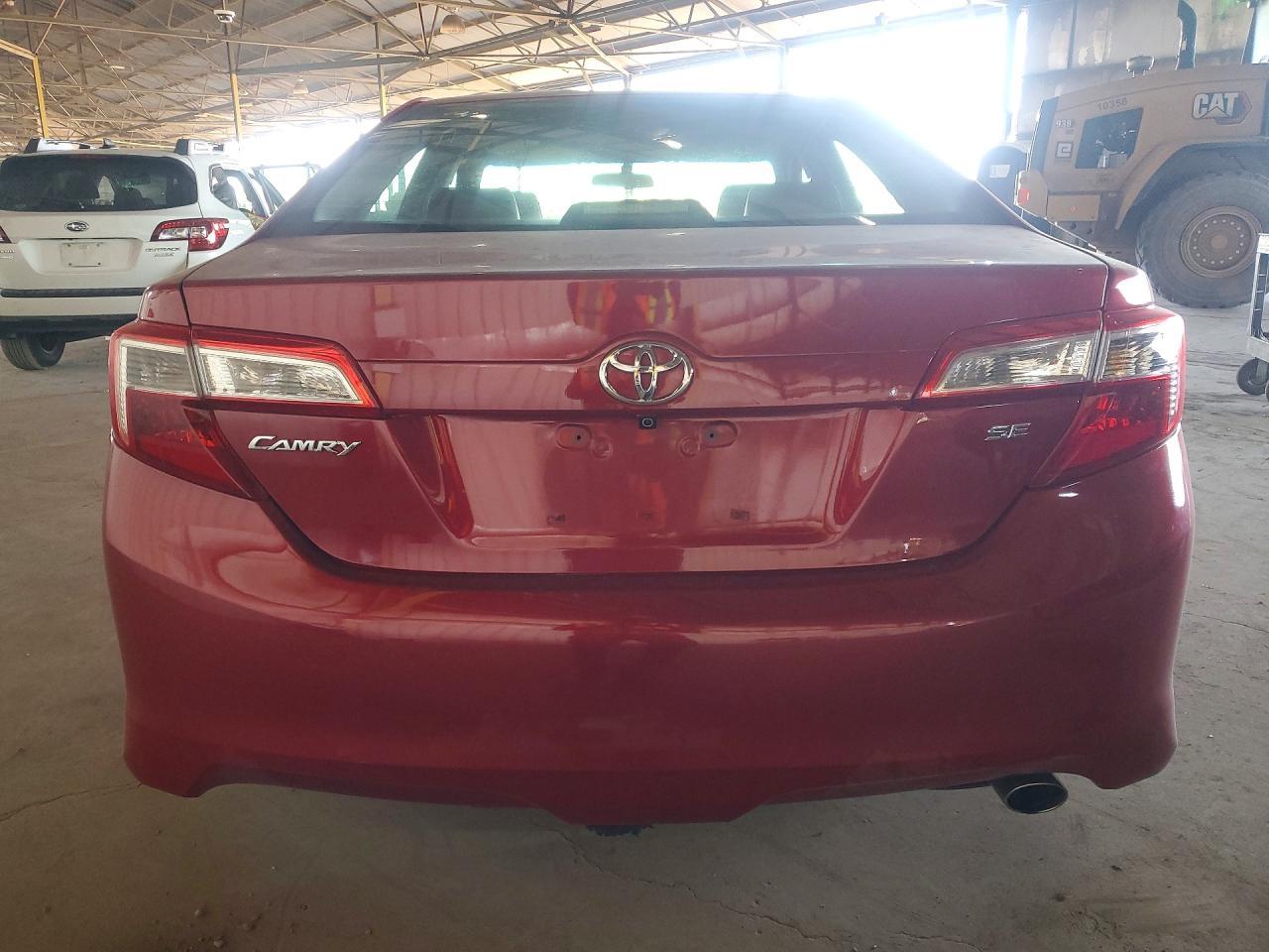 2014 Toyota Camry Se - Фото 6