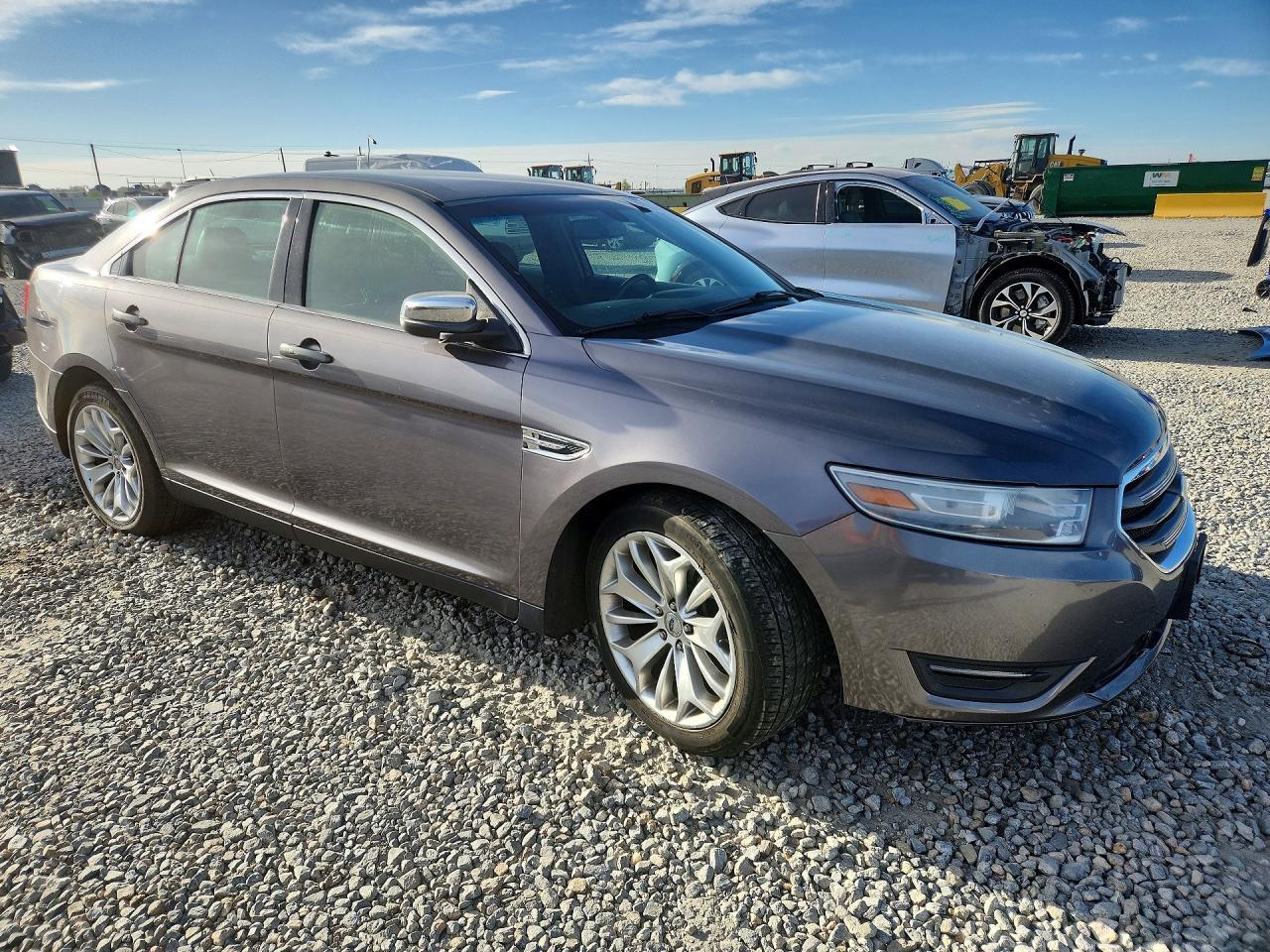 2014 Ford Taurus Limited - Фото 4