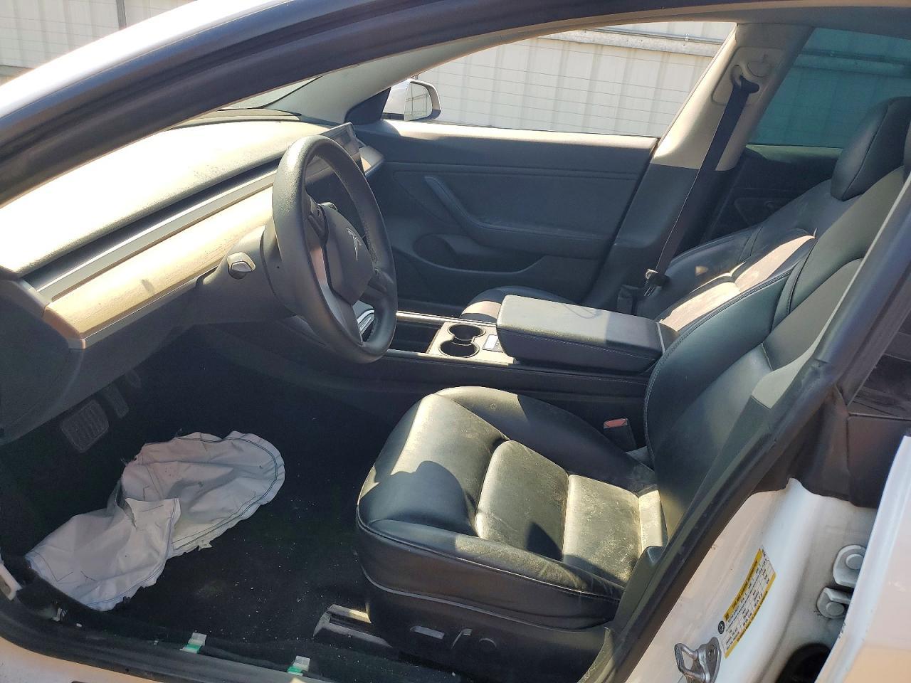 2021 Tesla Model 3 - Фото 7