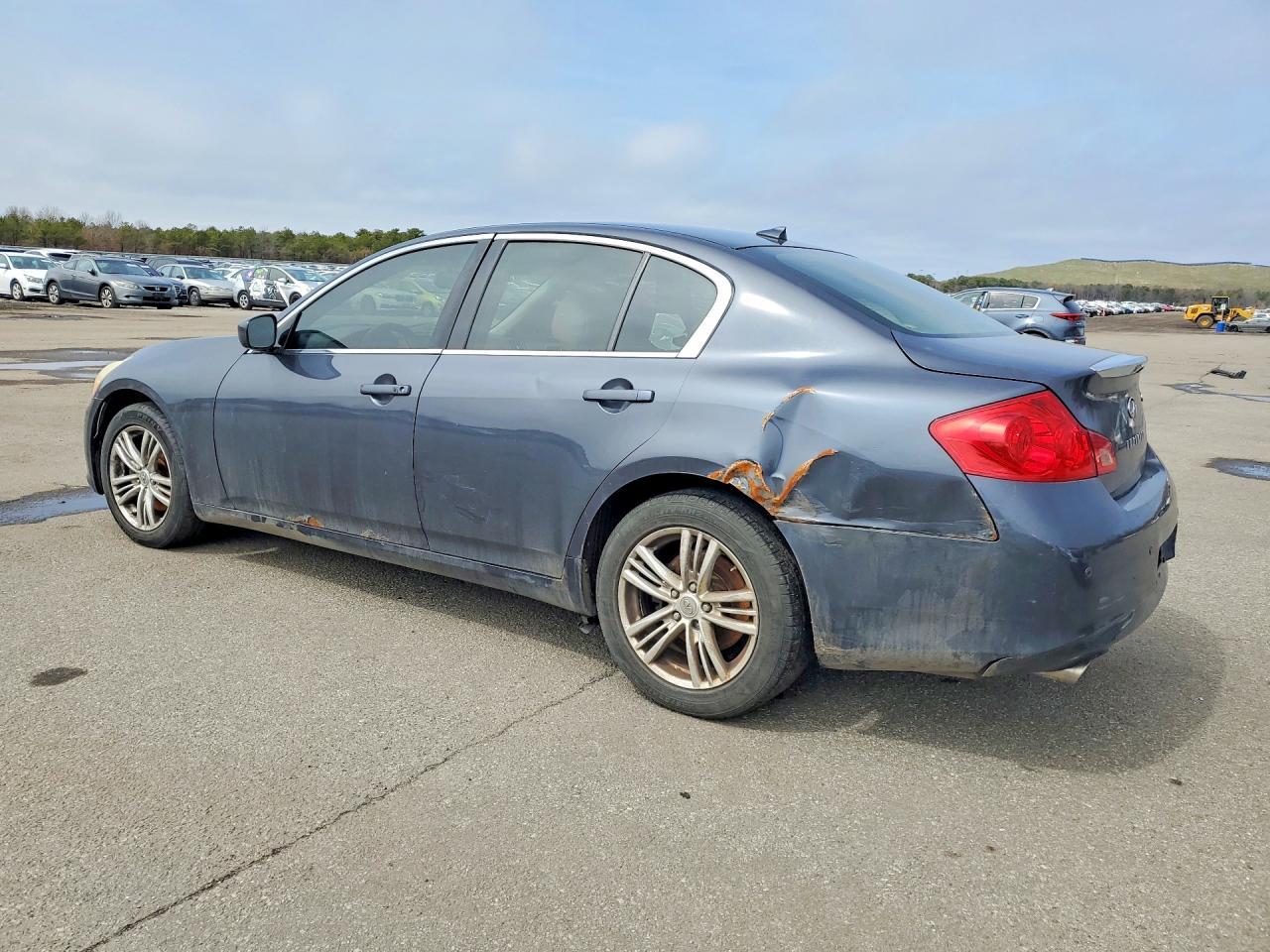 2012 Infiniti G37 Base - Фото 2