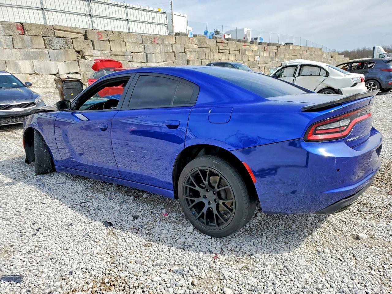2020 Dodge Charger Sxt - Image 2