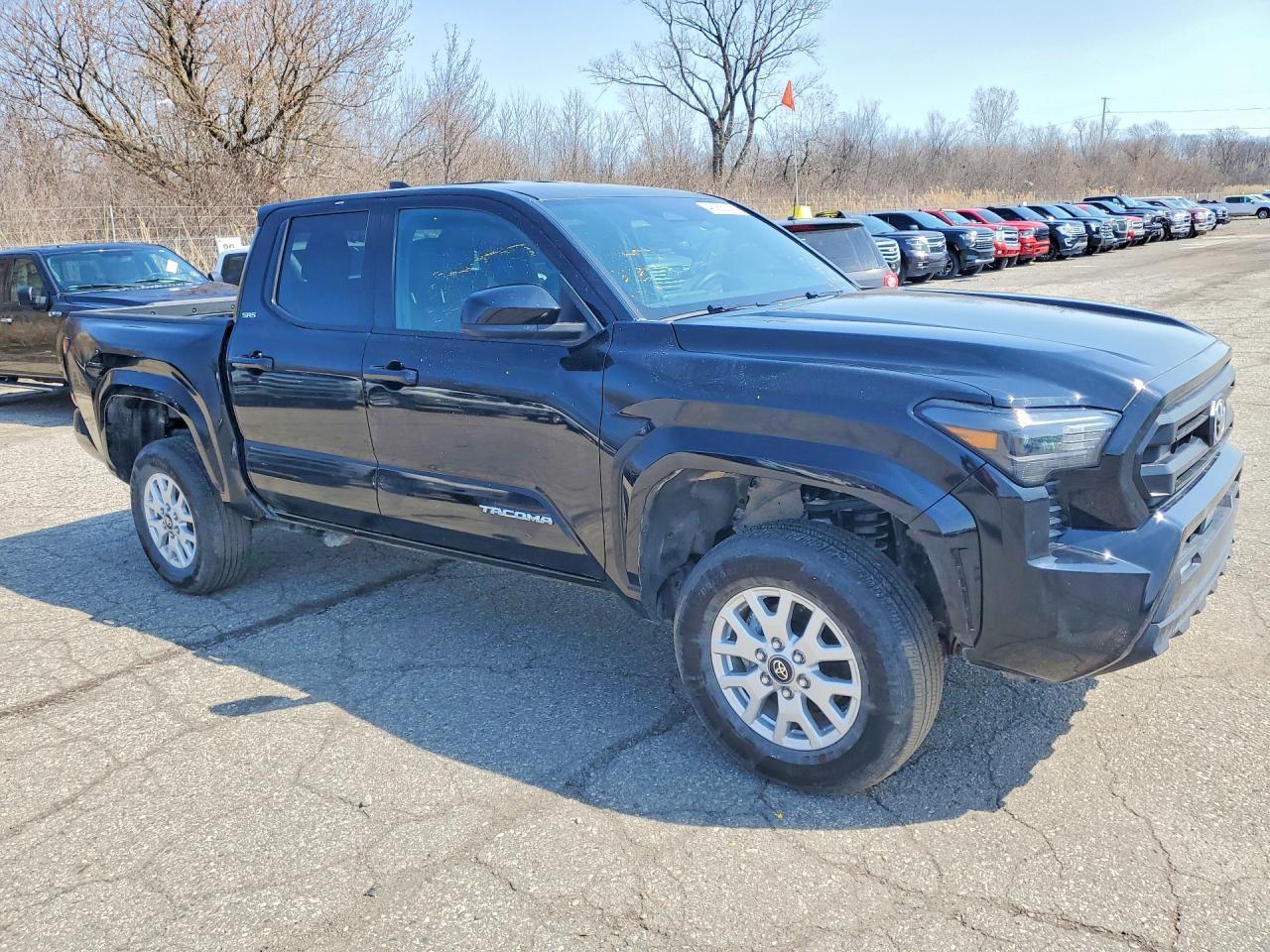 2025 Toyota Tacoma Sr5 - Image 4