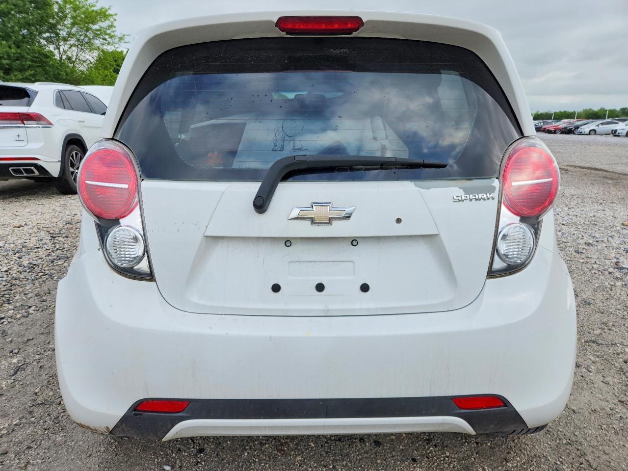 2015 Chevrolet Spark Ls - Фото 6