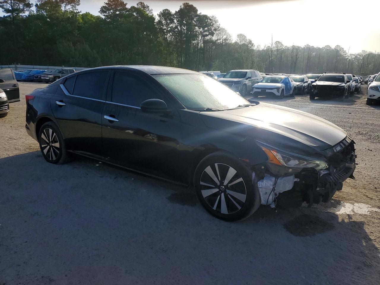 2021 Nissan Altima 2.5 Sv - Фото 4
