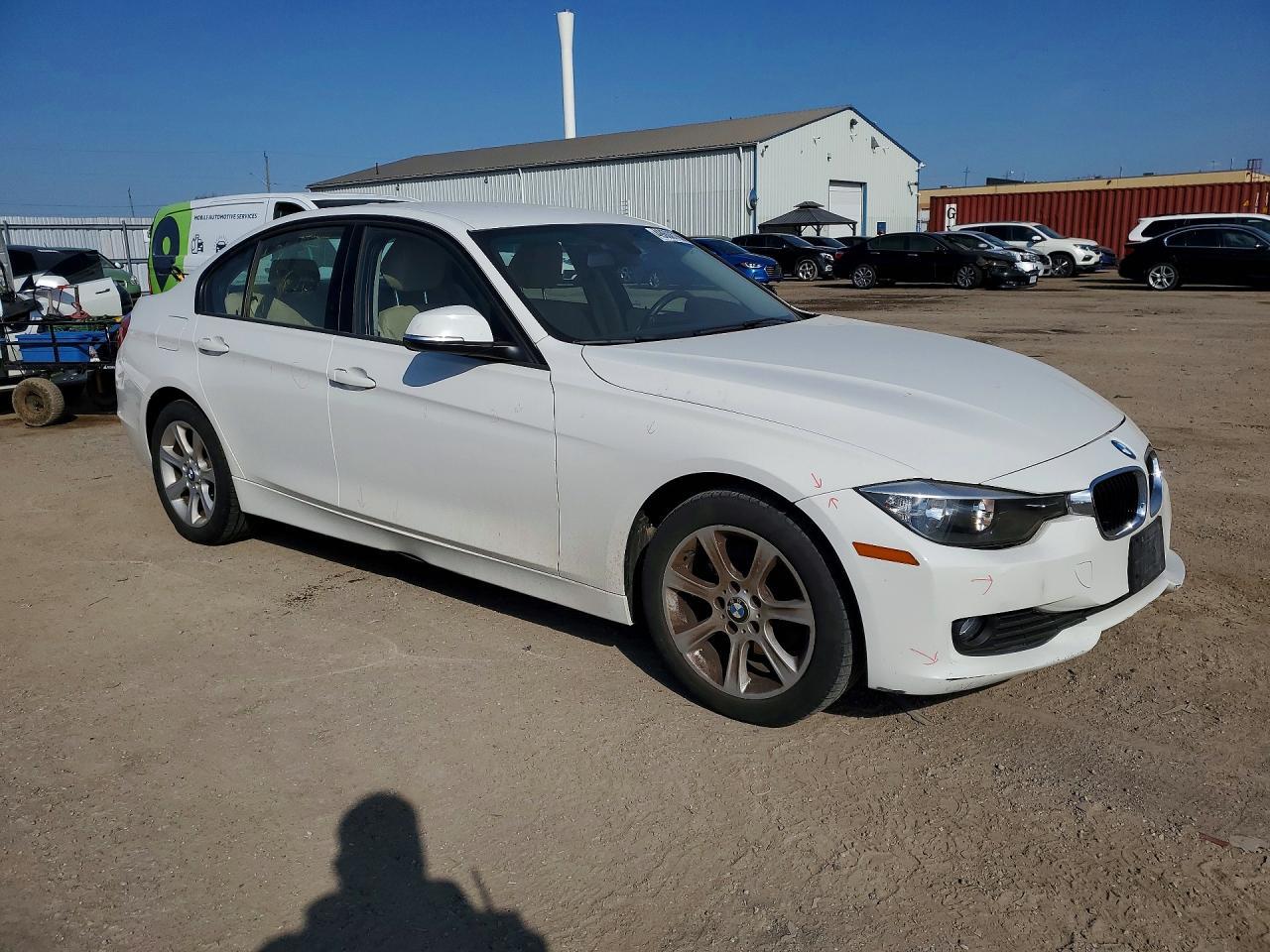 2014 BMW 320 I xDrive - Фото 4