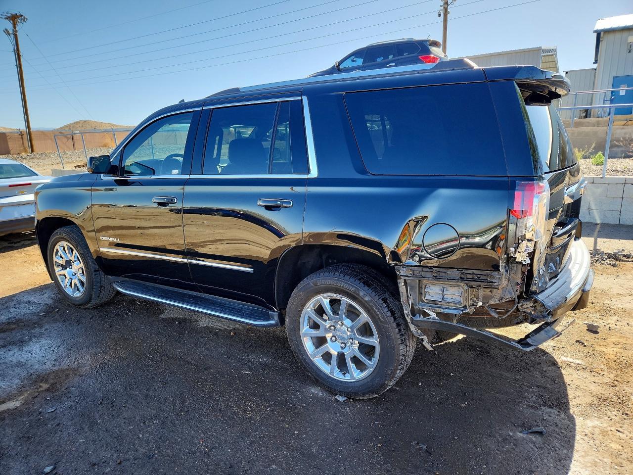 2018 GMC Yukon Denali - Фото 2