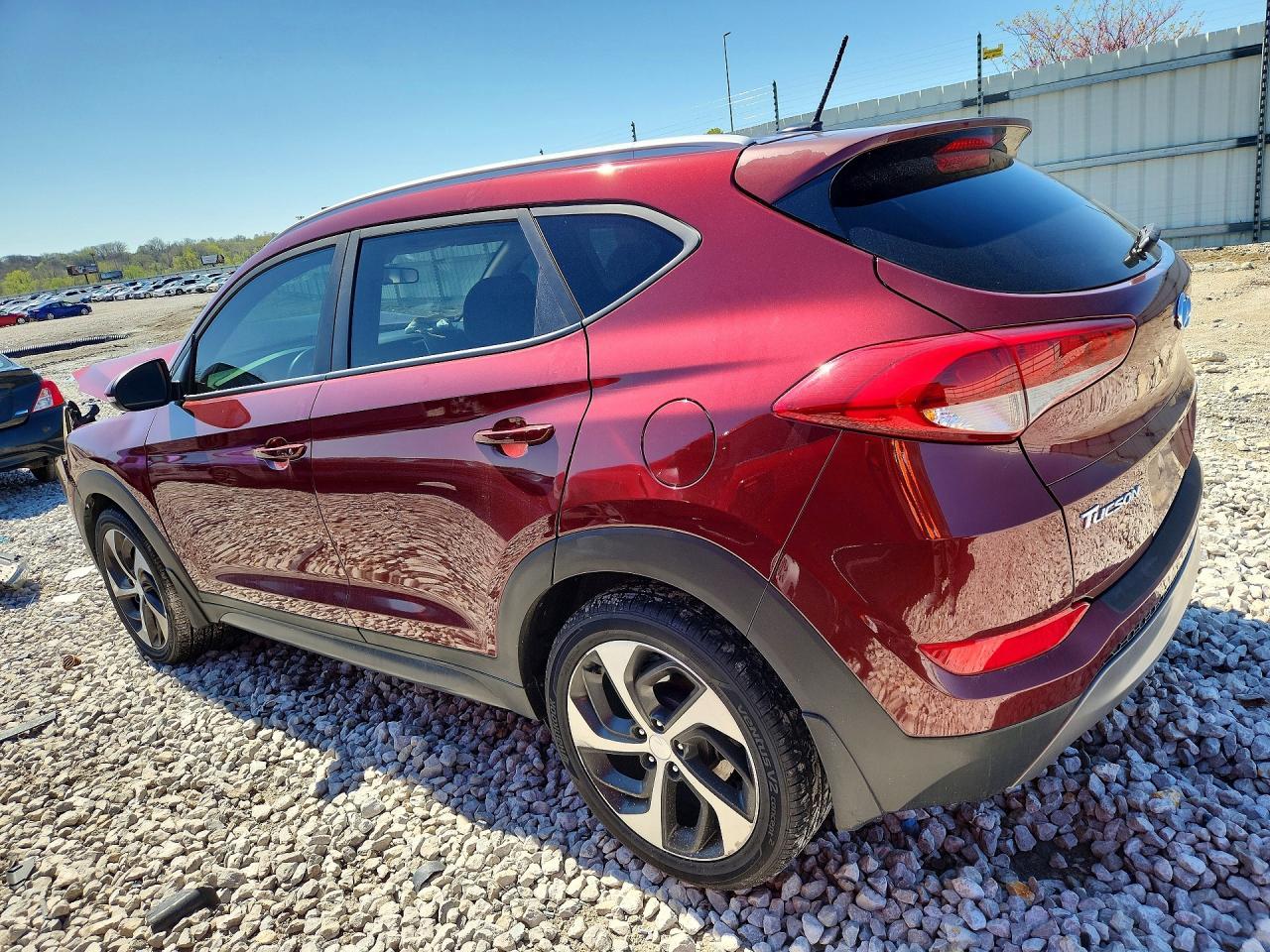 2016 Hyundai Tucson Sport - Фото 2
