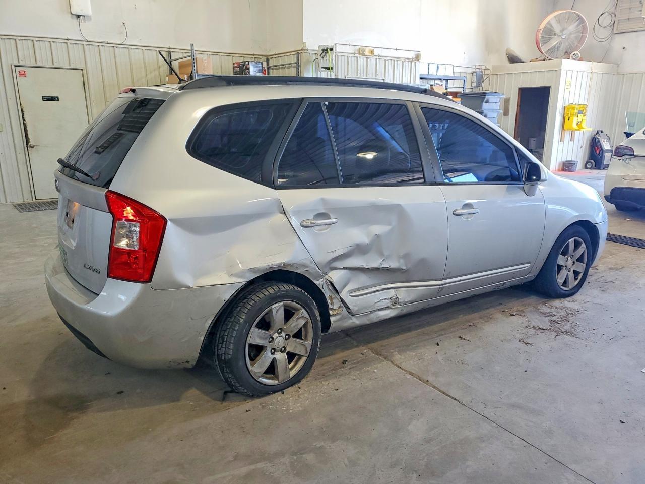 2008 Kia Rondo Lx/Ex - Фото 3