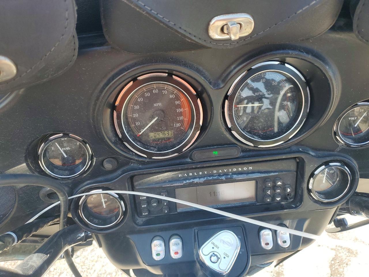 2011 Harley-Davidson Flhtcu - Фото 7