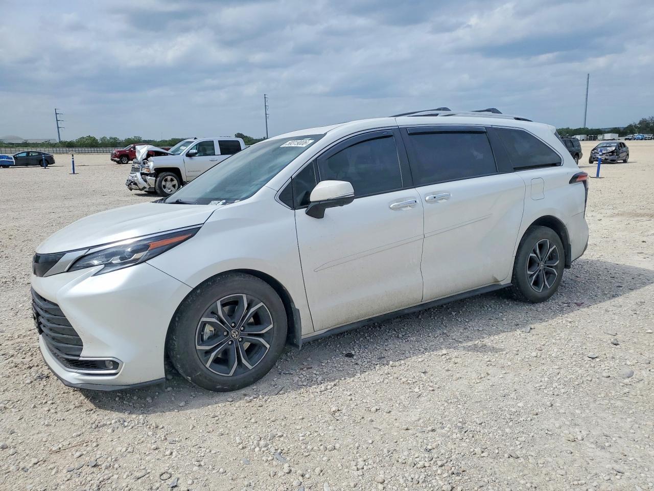 2025 Toyota Sienna