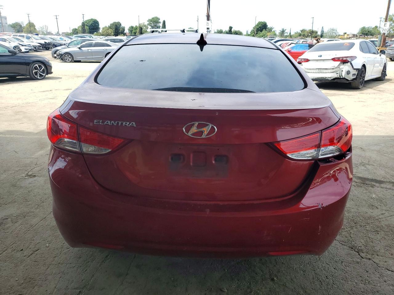 2013 Hyundai Elantra Gls - Фото 6