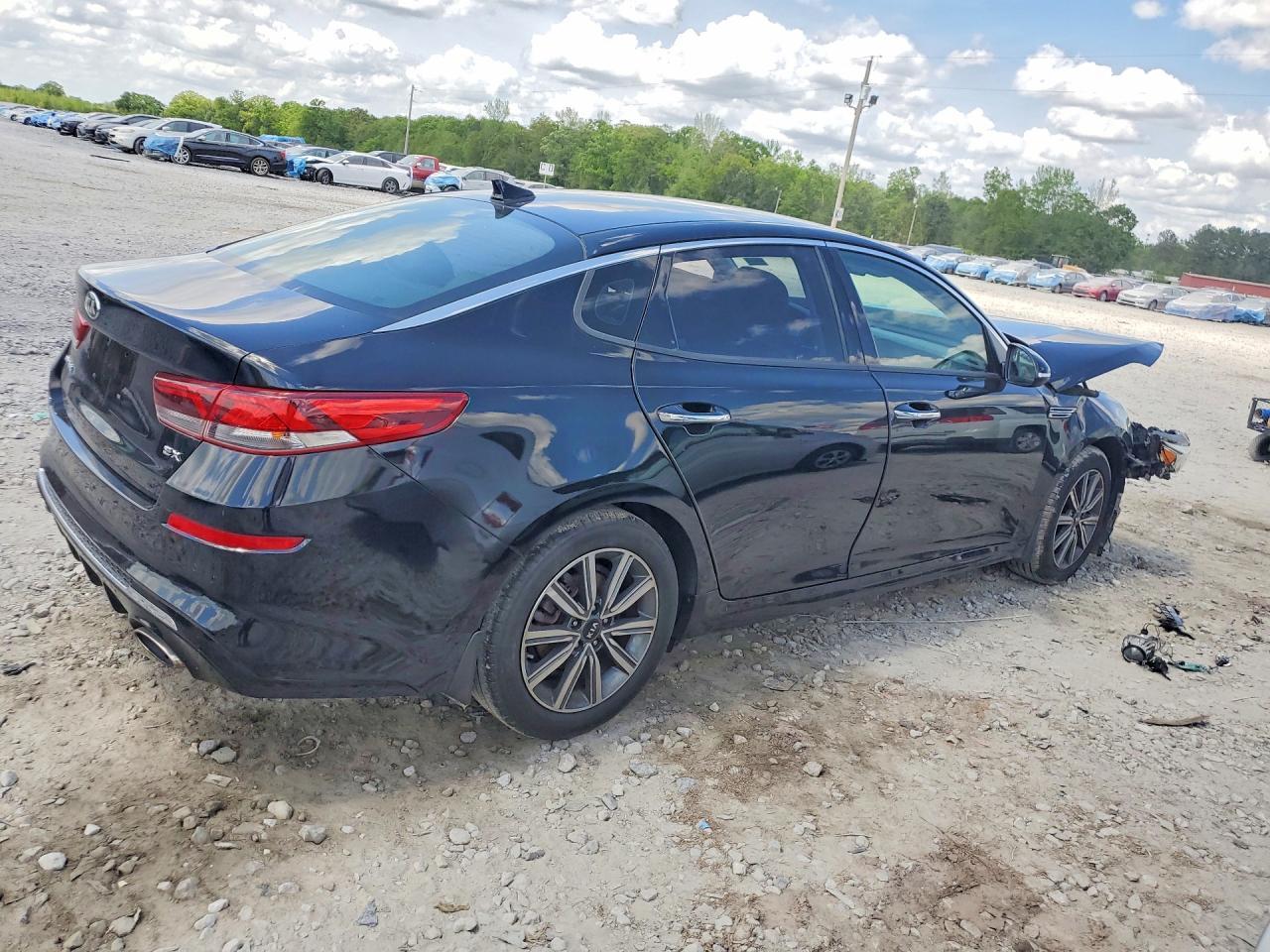 2019 Kia Optima Ex - Image 3