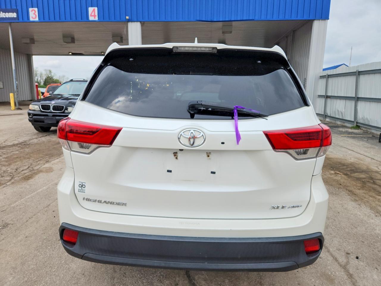 2018 Toyota Highlander Xle - Фото 6
