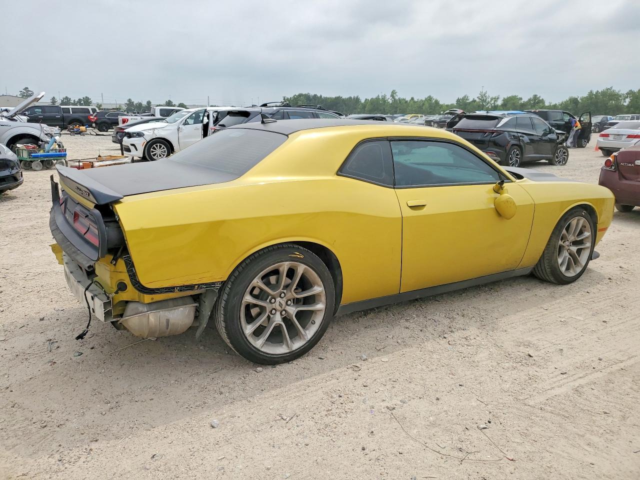 2020 Dodge Challenger Gt - Image 3