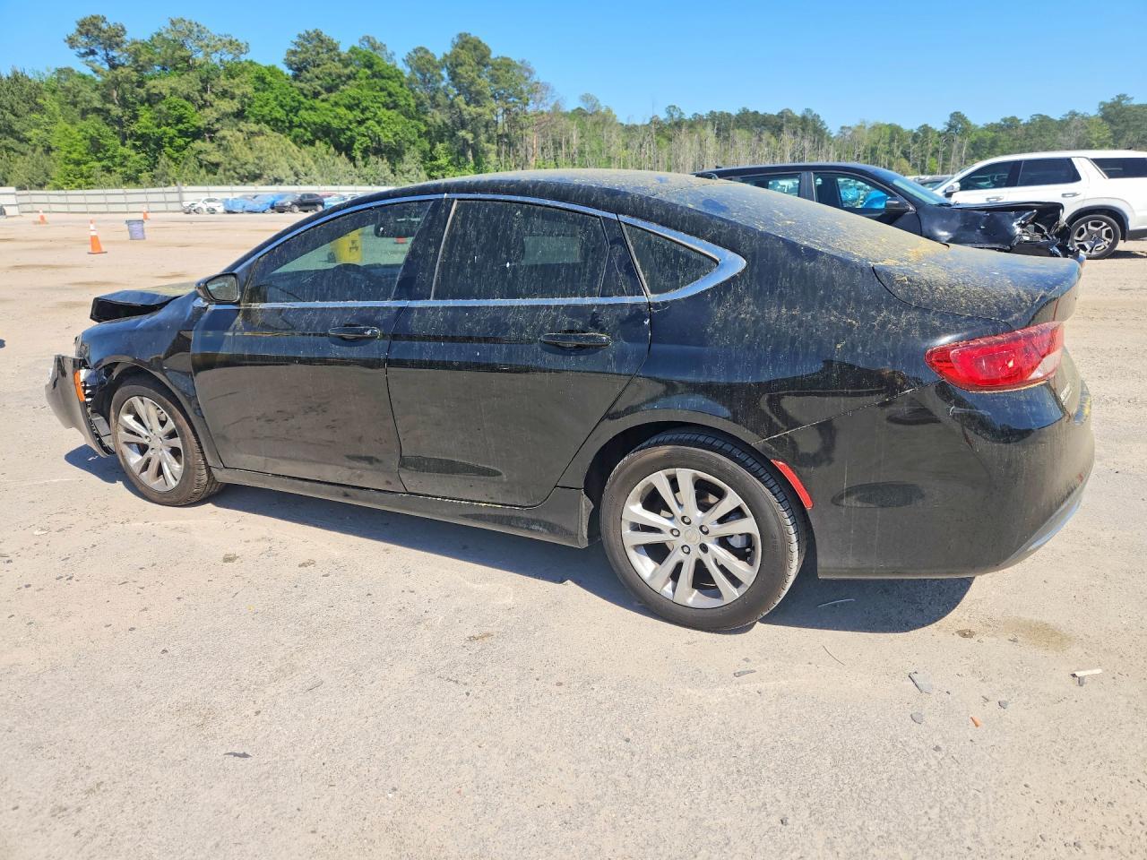 2015 Chrysler 200 Limited - Image 2