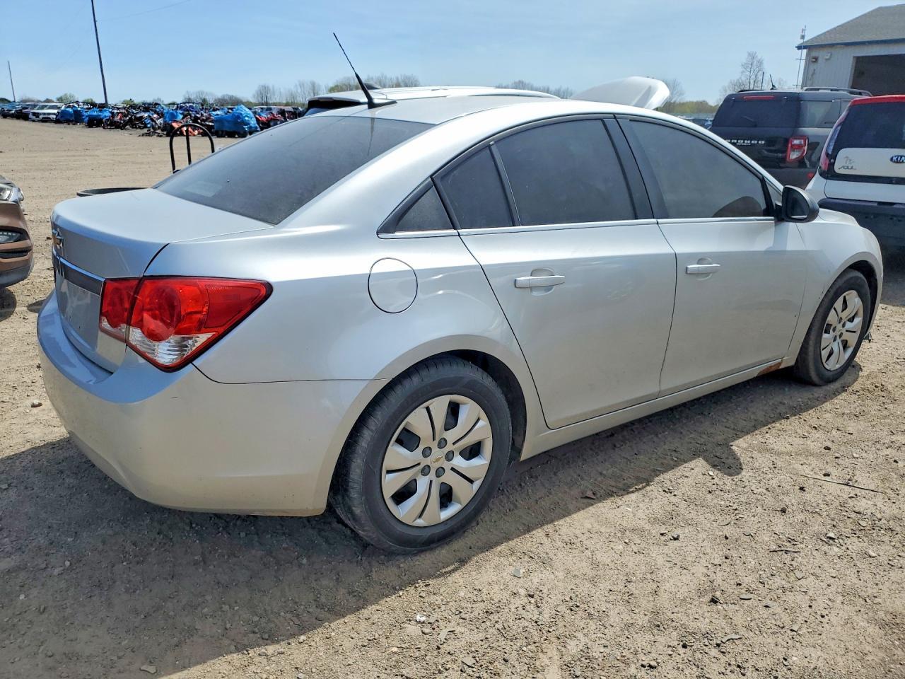 2012 Chevrolet Cruze Ls - Фото 3