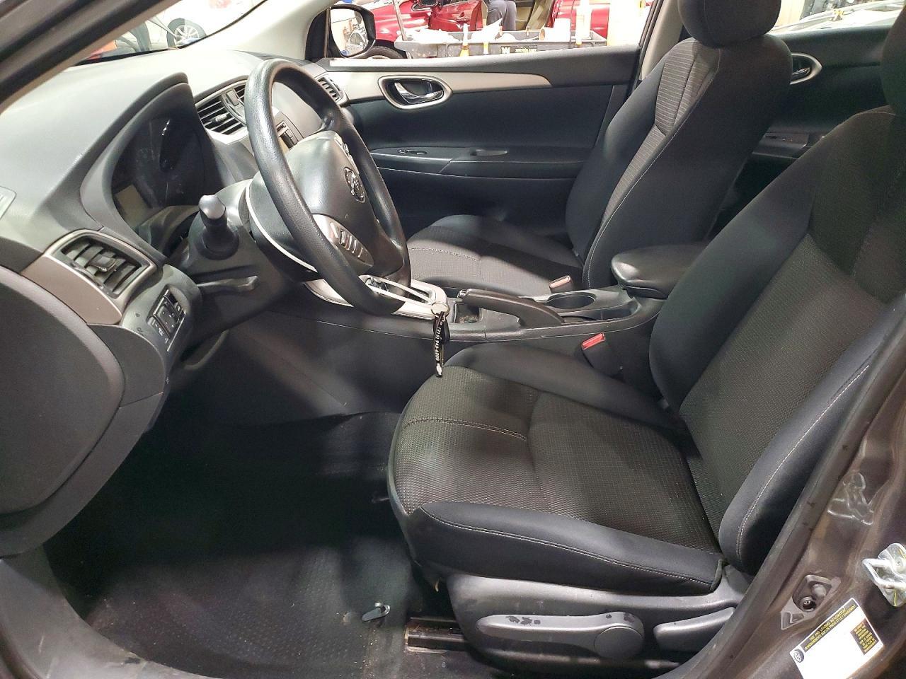 2015 Nissan Sentra S - Фото 7