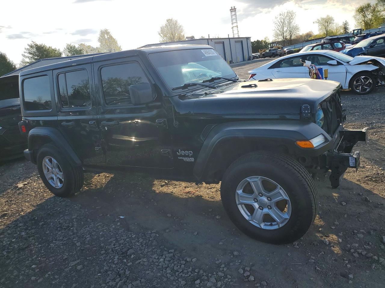 2020 Jeep Wrangler Unlimited Sport - Фото 4