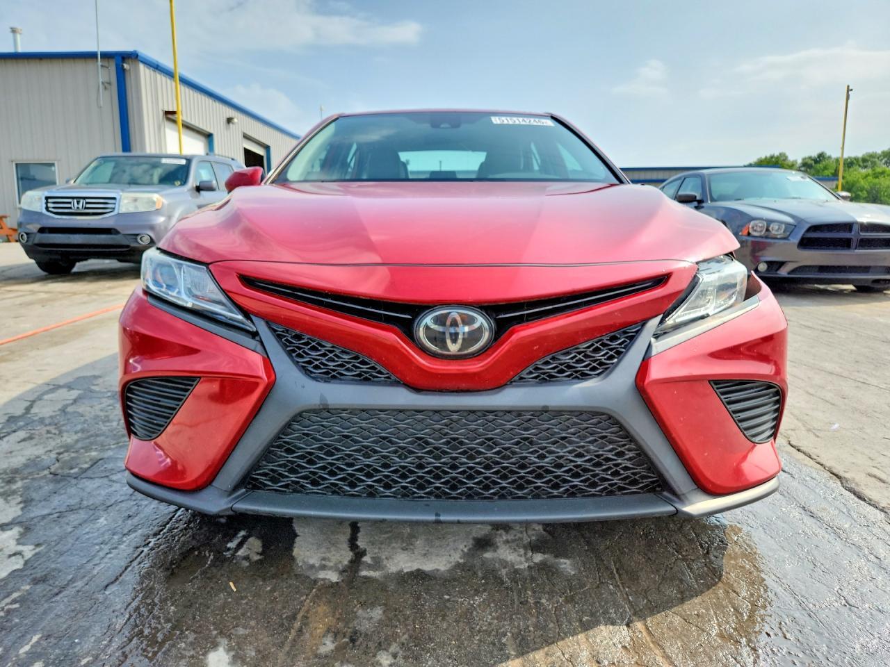 2020 Toyota Camry Se - Image 5
