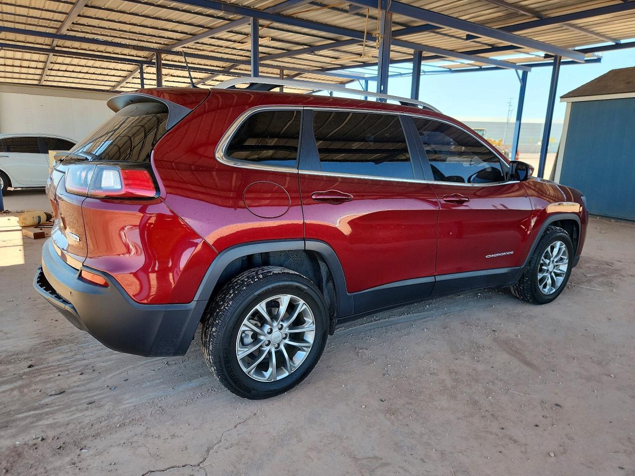 2020 Jeep Cherokee Latitude Plus - Фото 3