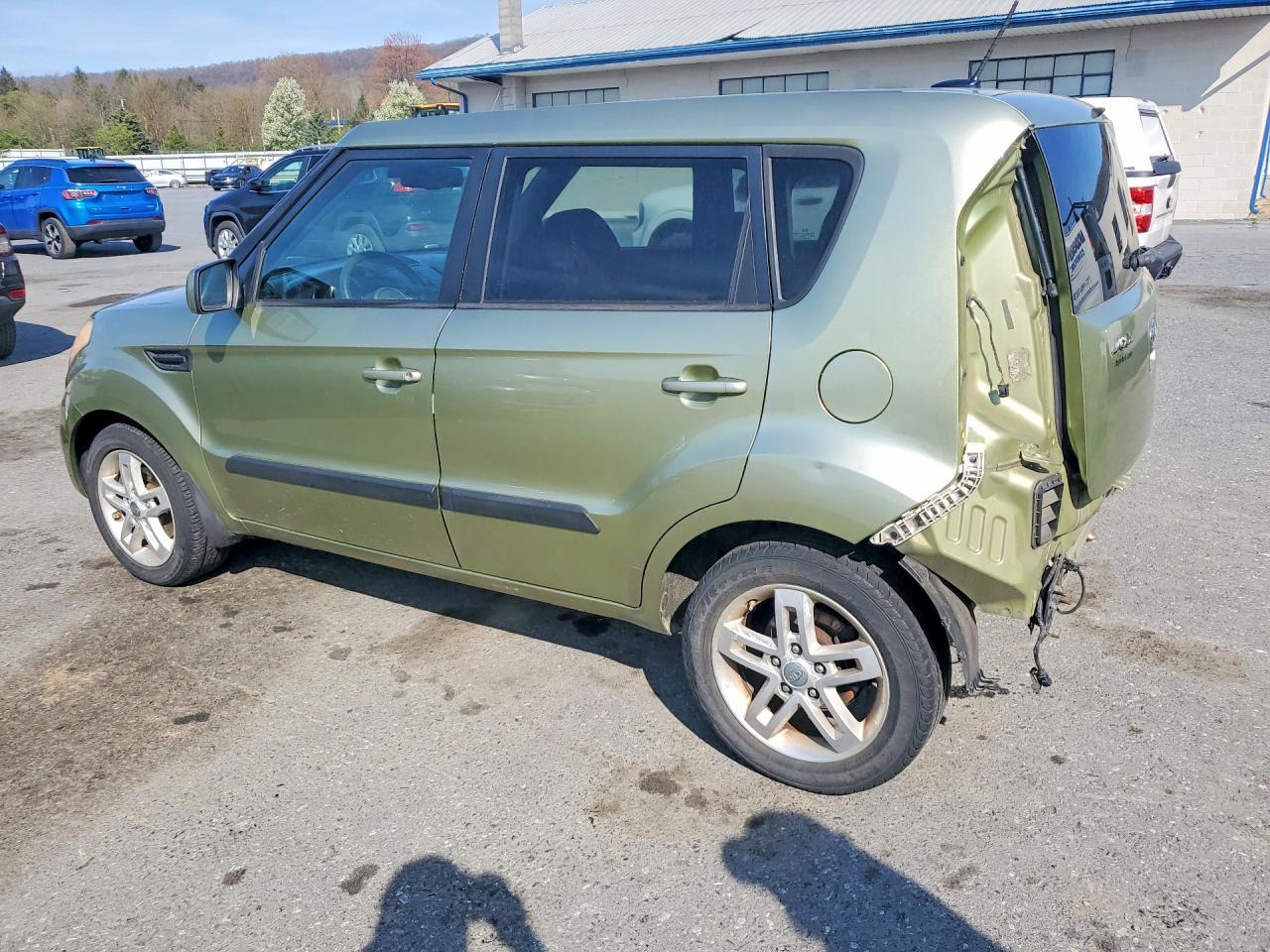 2011 Kia Soul + - Image 2