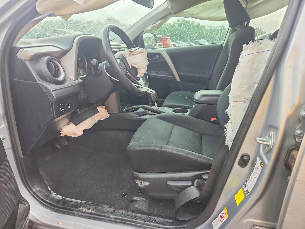 2016 Toyota Rav4 Le - Image 7