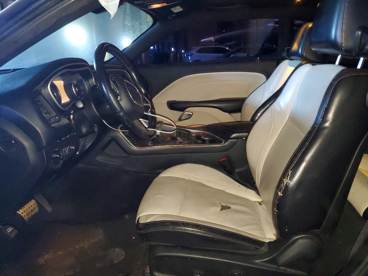 2015 Dodge Challenger Sxt Plus - Image 7